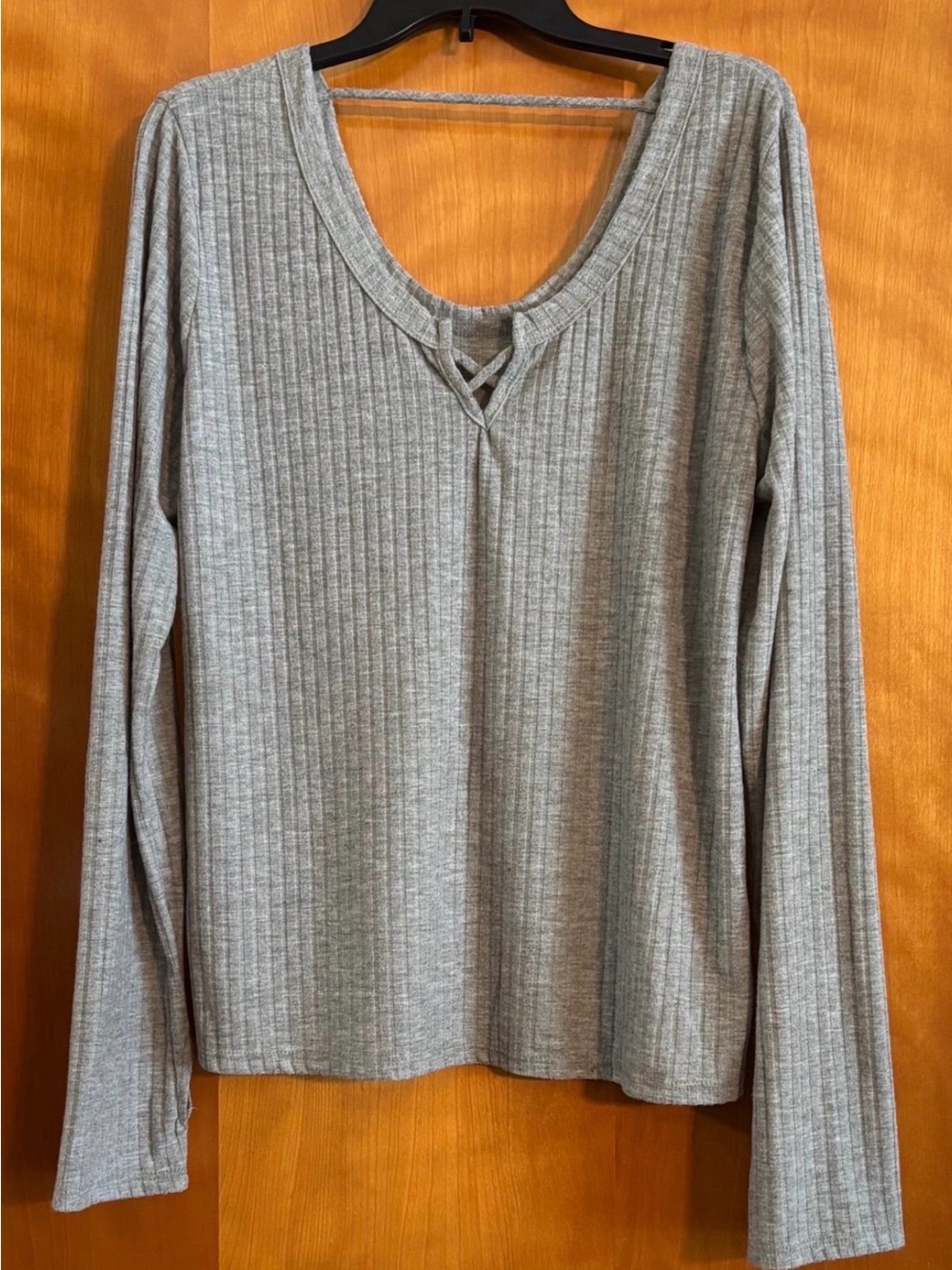 Filly Flair Women's Ribbed Long-Sleeve Top with V-Notch